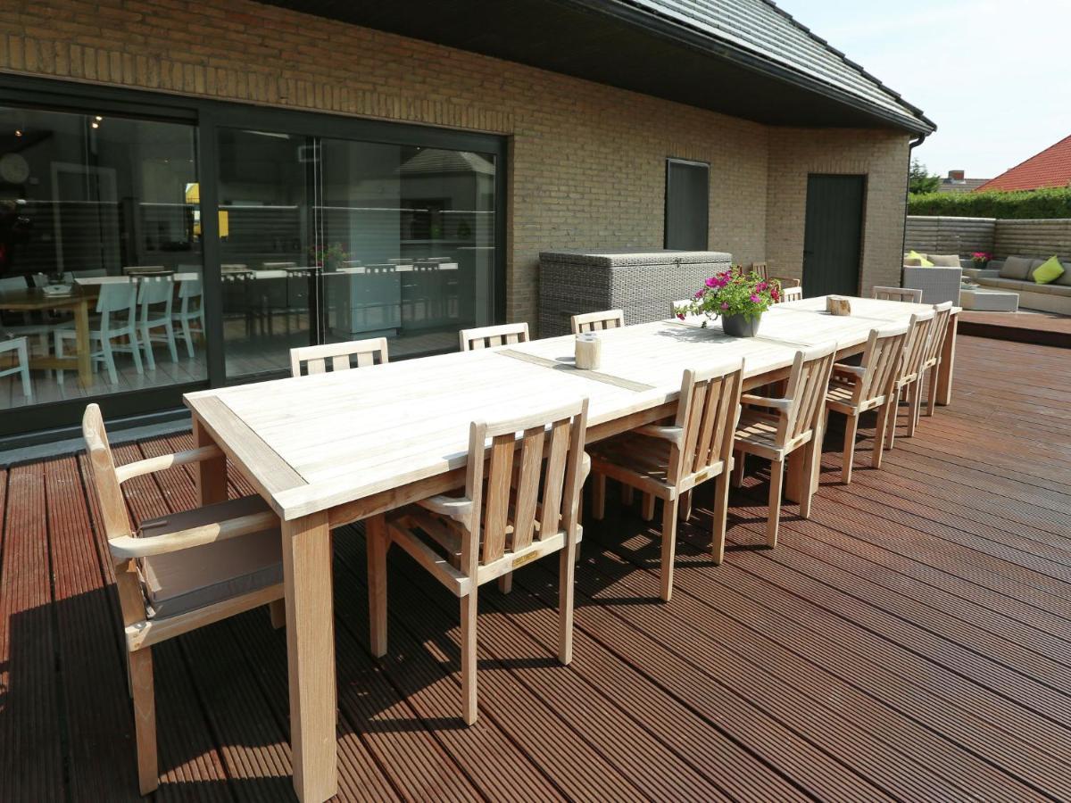 Splendid Villa In Middelkerke With Sauna Bubble Bath Bagian luar foto