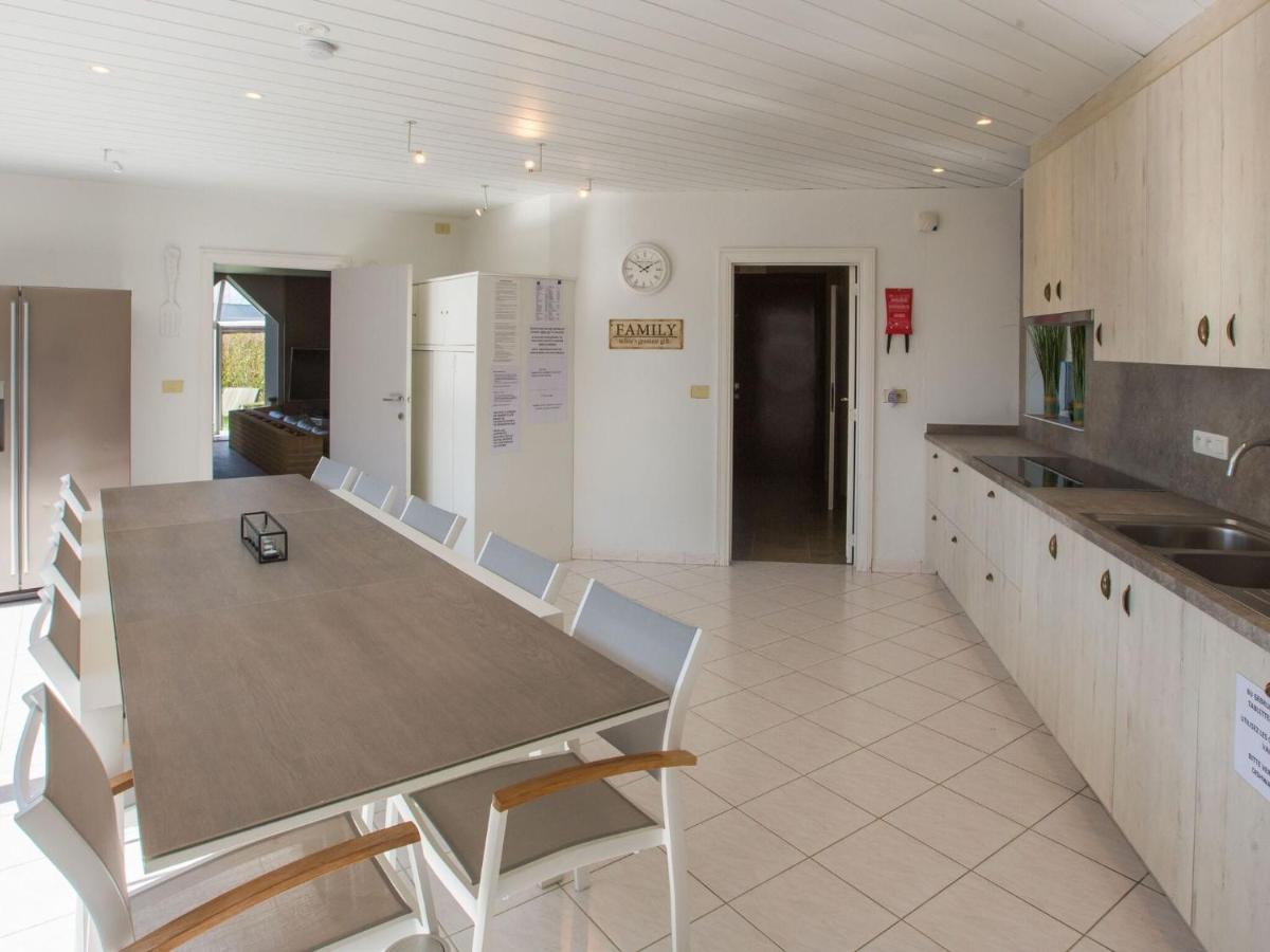 Splendid Villa In Middelkerke With Sauna Bubble Bath Bagian luar foto