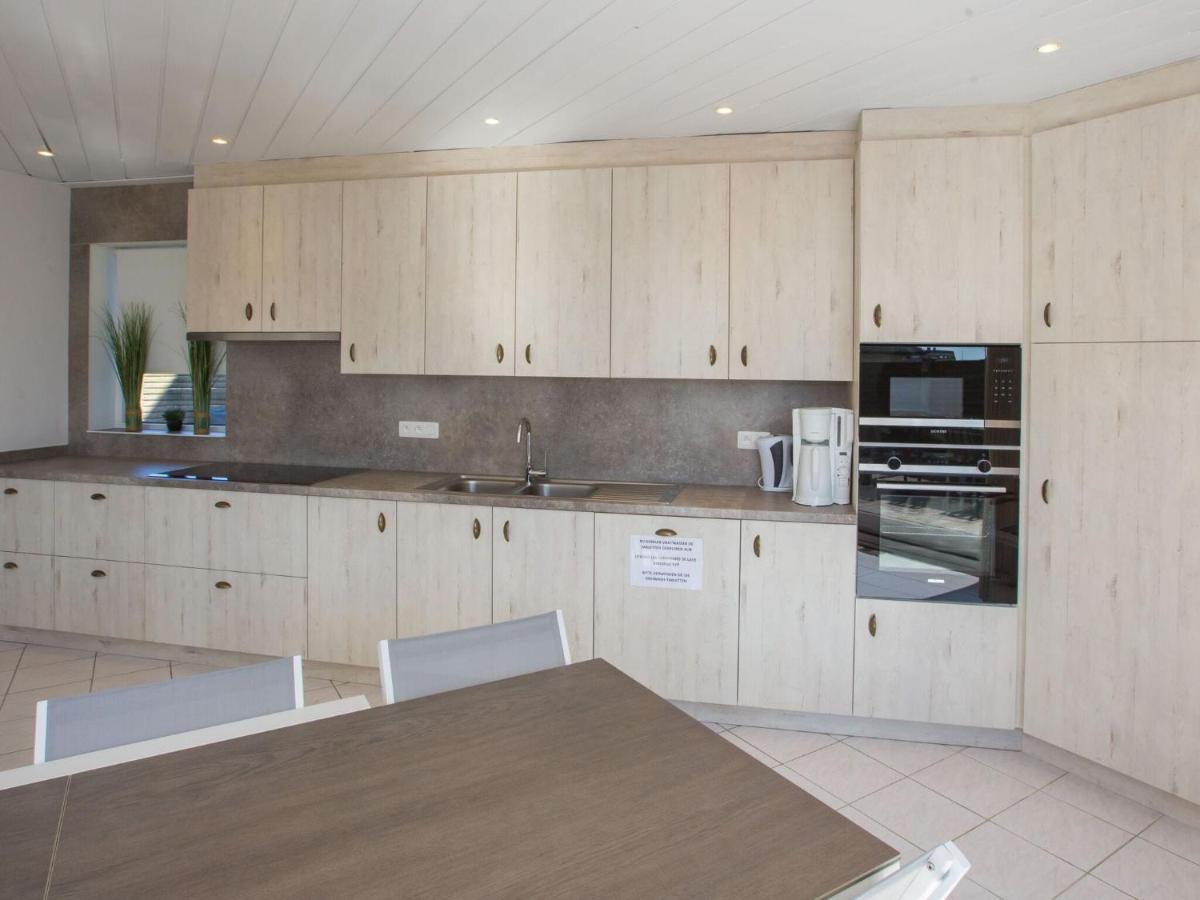 Splendid Villa In Middelkerke With Sauna Bubble Bath Bagian luar foto