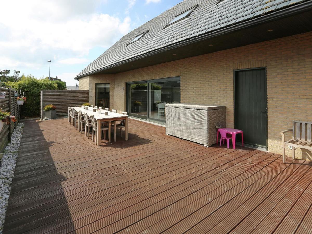 Splendid Villa In Middelkerke With Sauna Bubble Bath Bagian luar foto
